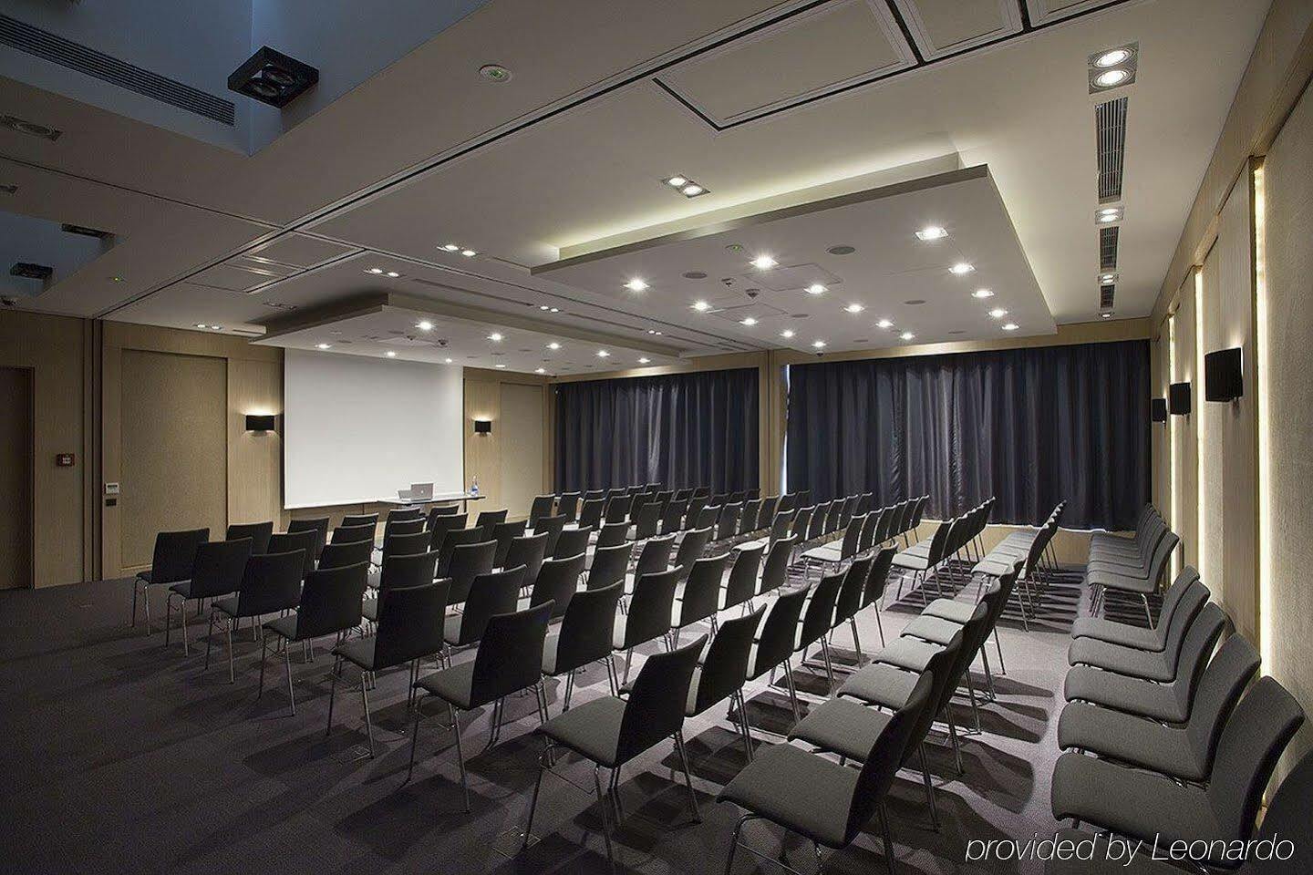 Ilonn Hotel